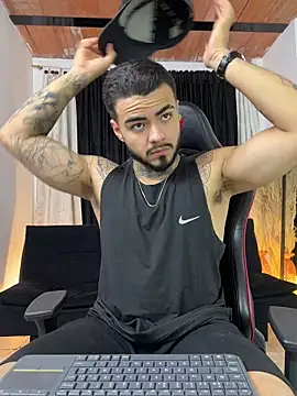 Benjii Carter1 online show from April 12, 2026, 2:04 am