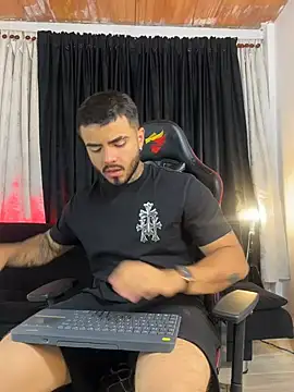 Snapshot of Benjii_Carter1 chatting on March 2, 2026, 4:24 am Benjii Carter1 online show from March 2, 2026, 4:24 am