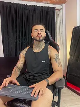 Snapshot of Benjii_Carter1 chatting on February 26, 2026, 4:01 am Benjii Carter1 online show from February 26, 2026, 4:01 am