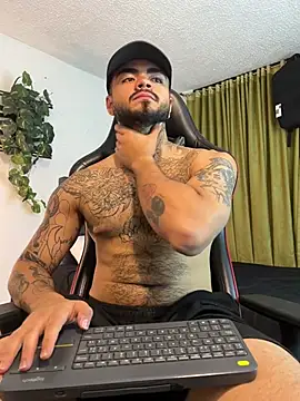 Snapshot of Benjii_Carter1 chatting on July 1, 2026, 2:23 am Benjii Carter1 online show from July 1, 2026, 2:23 am