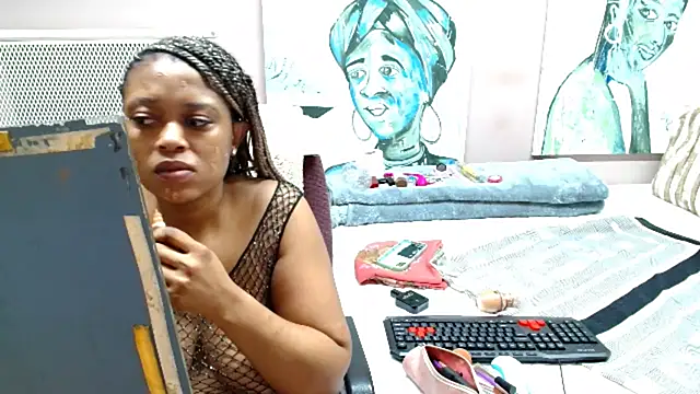 Snapshot of TyraHotxxx chatting on April 18, 2026, 6:27 am TyraHotxxx online show from April 18, 2026, 6:27 am