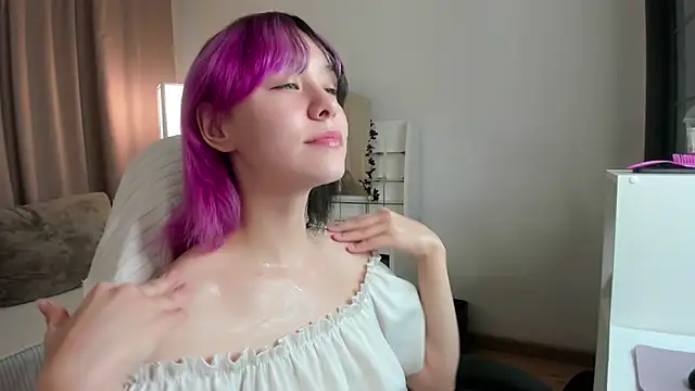 EmilyTrase online show from July 6, 2026, 1:12 am