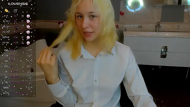 EmilyTrase online show from March 21, 2026, 1:07 am