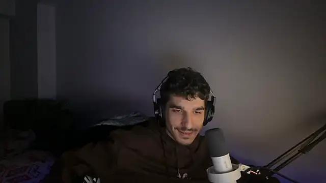 enesbabakral online show from February 25, 2026, 11:15 pm