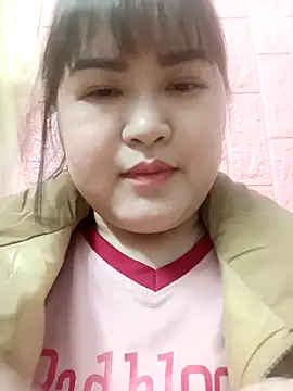 Snapshot of Kee-kimlee chatting on February 12, 2026, 3:39 am Kee-kimlee online show from February 12, 2026, 3:39 am