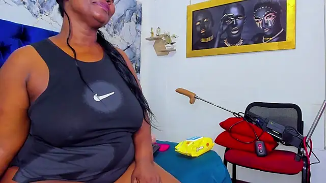 Snapshot of EBONY_SWEEET_ chatting on June 16, 2026, 3:06 am EBONY SWEEET online show from June 16, 2026, 3:06 am