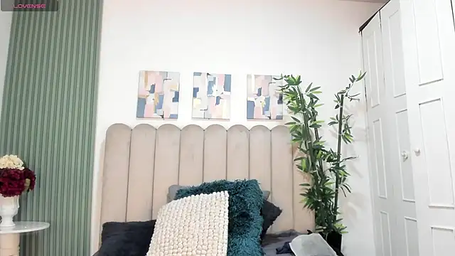 Snapshot of Sahar_Salib chatting on February 21, 2026, 7:16 pm Sahar Salib online show from February 21, 2026, 7:16 pm