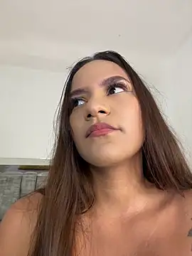 Snapshot of amara_wet04 chatting on July 13, 2026, 5:29 am amara wet04 online show from July 13, 2026, 5:29 am