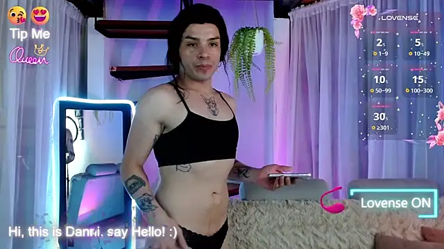 Snapshot of DanniHotBoy02 chatting on June 3, 2026, 5:06 pm DanniHotBoy02 online show from June 3, 2026, 5:06 pm