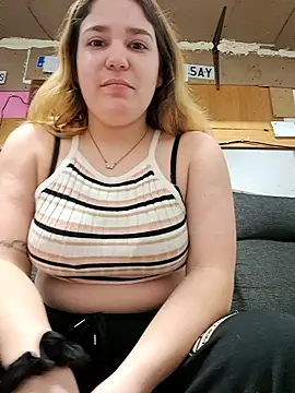 Dulcexpecado online show from March 27, 2026, 5:58 pm