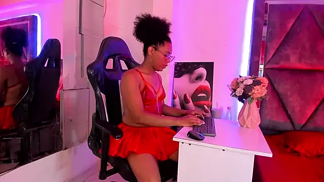 CataleyaMoon  online show from April 11, 2026, 8:12 pm