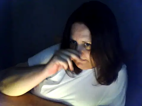 LockyCharm111 online show from June 30, 2026, 6:41 pm