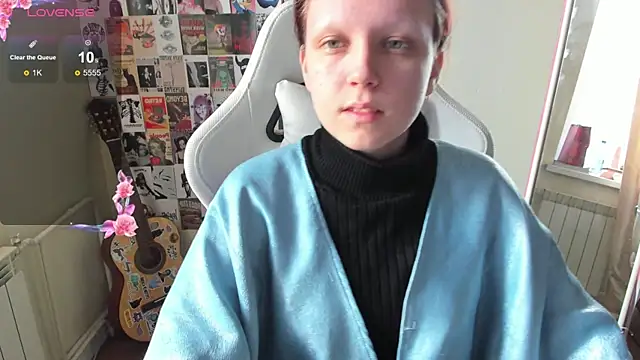 NikolFlostt online show from April 3, 2026, 1:01 am