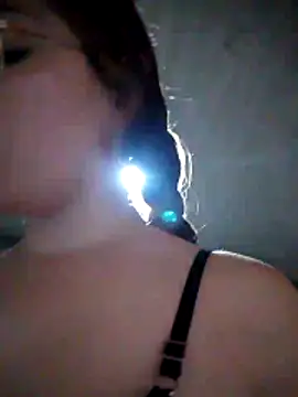 Luna33- online show from March 29, 2026, 2:13 am