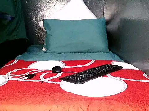 Snapshot of Mabelle_Eveline chatting on March 2, 2026, 6:04 pm Mabelle Eveline online show from March 2, 2026, 6:04 pm