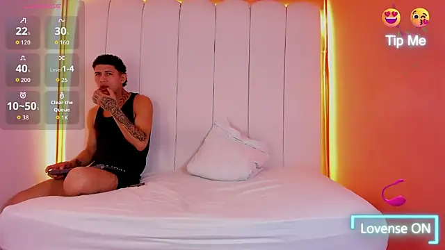 NaughtyVibes OS online show from February 18, 2026, 12:45 pm