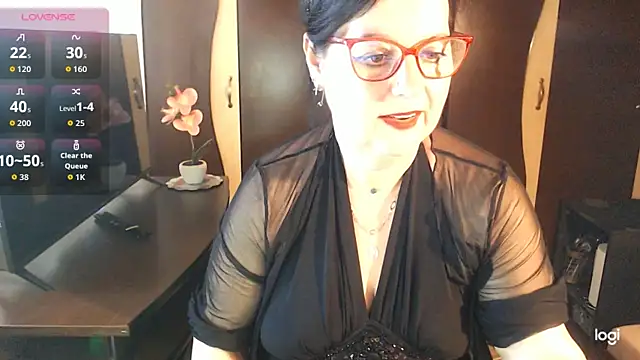 Snapshot of exiMIlf chatting on May 26, 2026, 12:14 pm exiMIlf online show from May 26, 2026, 12:14 pm