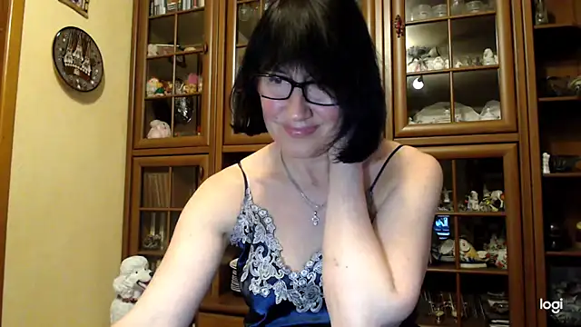 Vlastelina online show from April 18, 2026, 7:07 pm