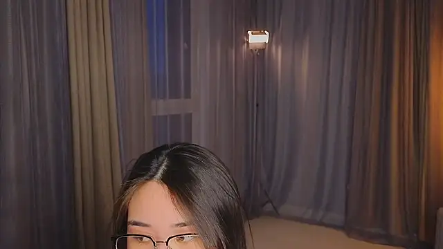 RegeniaPervis online show from February 23, 2026, 1:44 pm