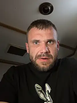 69Expert69 online show from April 9, 2026, 12:23 am