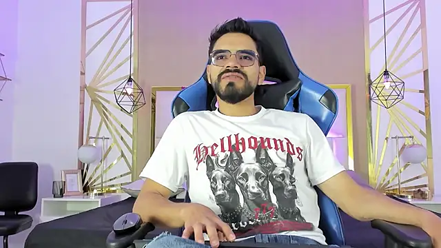 Snapshot of HotPulse_vc chatting on February 19, 2026, 12:24 pm HotPulse vc online show from February 19, 2026, 12:24 pm