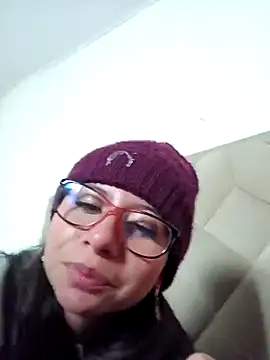 Mei hells online show from April 21, 2026, 4:30 am