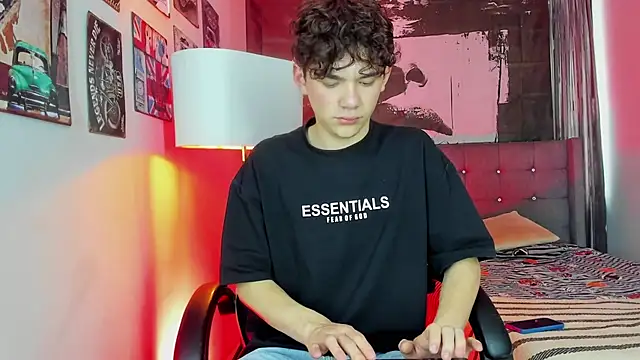 Snapshot of Philippsx chatting on July 11, 2026, 10:32 pm Philippsx online show from July 11, 2026, 10:32 pm