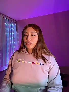 Hanna mis18 online show from March 5, 2026, 1:24 am