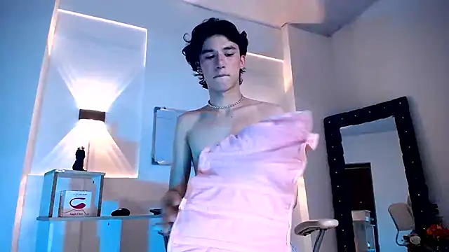 Snapshot of jullian_ricci chatting on July 15, 2026, 7:43 pm jullian ricci online show from July 15, 2026, 7:43 pm
