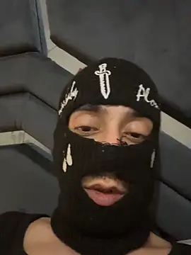 harleyquin00 online show from March 24, 2026, 9:15 pm