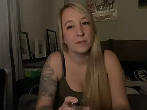 Ninimaus online show from March 12, 2026, 8:13 pm