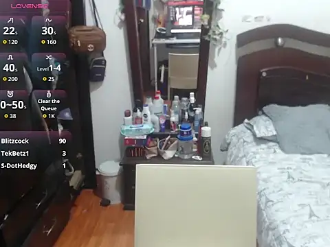 Snapshot of Caprichosa-39 chatting on February 12, 2026, 2:00 am Caprichosa-39 online show from February 12, 2026, 2:00 am