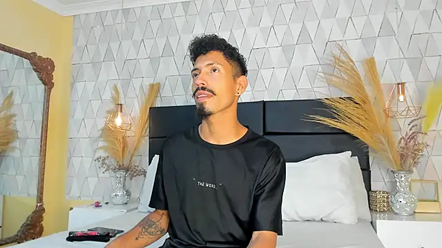 NoaahTylor online show from March 23, 2026, 8:08 pm