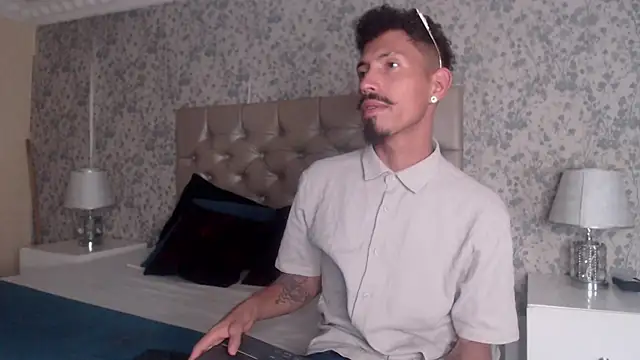 NoaahTylor online show from March 16, 2026, 8:11 pm