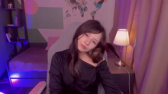 Snapshot of May_Ling chatting on July 3, 2026, 4:24 pm May Ling online show from July 3, 2026, 4:24 pm