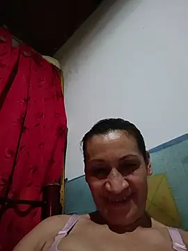 Layla Zaid online show from March 28, 2026, 2:12 am