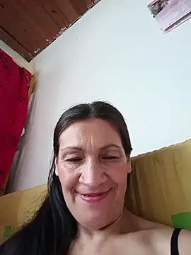 Layla Zaid online show from March 18, 2026, 4:19 pm