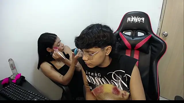 Snapshot of CherryGirlsXX chatting on March 1, 2026, 1:27 am CherryGirlsXX online show from March 1, 2026, 1:27 am