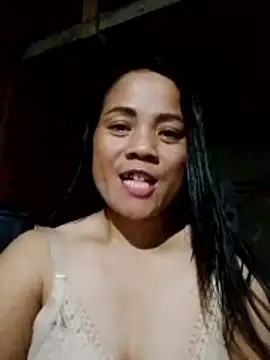 Snapshot of molly-xx chatting on May 17, 2026, 1:33 pm molly-xx online show from May 17, 2026, 1:33 pm