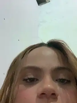 ayla0881 online show from April 29, 2026, 9:21 pm