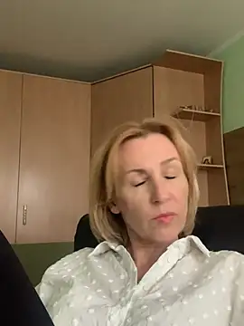 VeltaMur975 online show from February 14, 2026, 1:11 pm