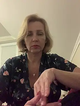 VeltaMur975 online show from February 13, 2026, 7:58 pm