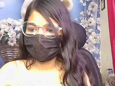 Snapshot of its-sarika01 chatting on May 13, 2026, 7:26 am its-sarika01 online show from May 13, 2026, 7:26 am