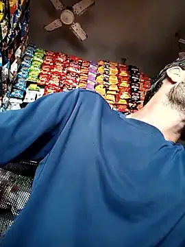 Snapshot of Beinghorny83 chatting on March 3, 2026, 5:14 am Beinghorny83 online show from March 3, 2026, 5:14 am