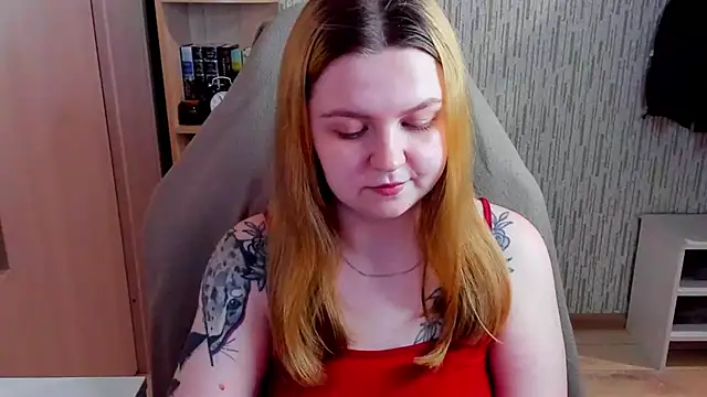 Snapshot of AnitaXVine chatting on February 16, 2026, 5:55 pm AnitaXVine online show from February 16, 2026, 5:55 pm