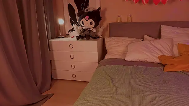 she wolf online show from March 13, 2026, 3:28 pm