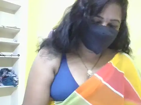 Snapshot of anu-reddyy chatting on June 20, 2026, 4:50 am anu-reddyy online show from June 20, 2026, 4:50 am