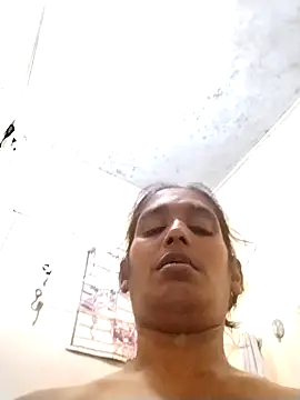 Baby P online show from April 15, 2026, 4:33 pm