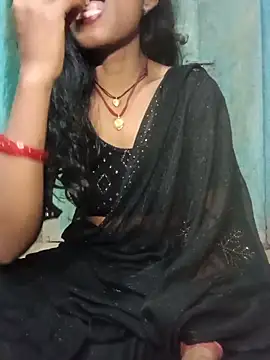 Snapshot of Desi_Couple_P chatting on June 2, 2026, 1:44 pm Desi Couple P online show from June 2, 2026, 1:44 pm