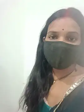 Snapshot of Desi_Couple_P chatting on July 8, 2026, 1:23 pm Desi Couple P online show from July 8, 2026, 1:23 pm